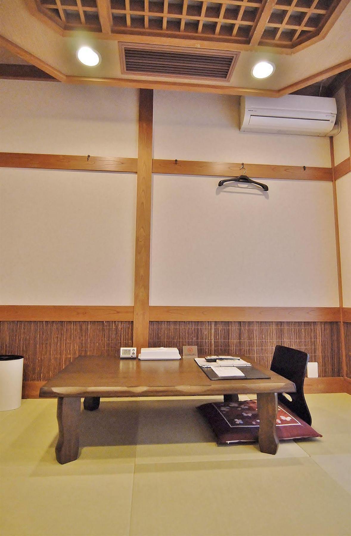 Plaza Fuyo Hotel Fukuoka  Exterior foto